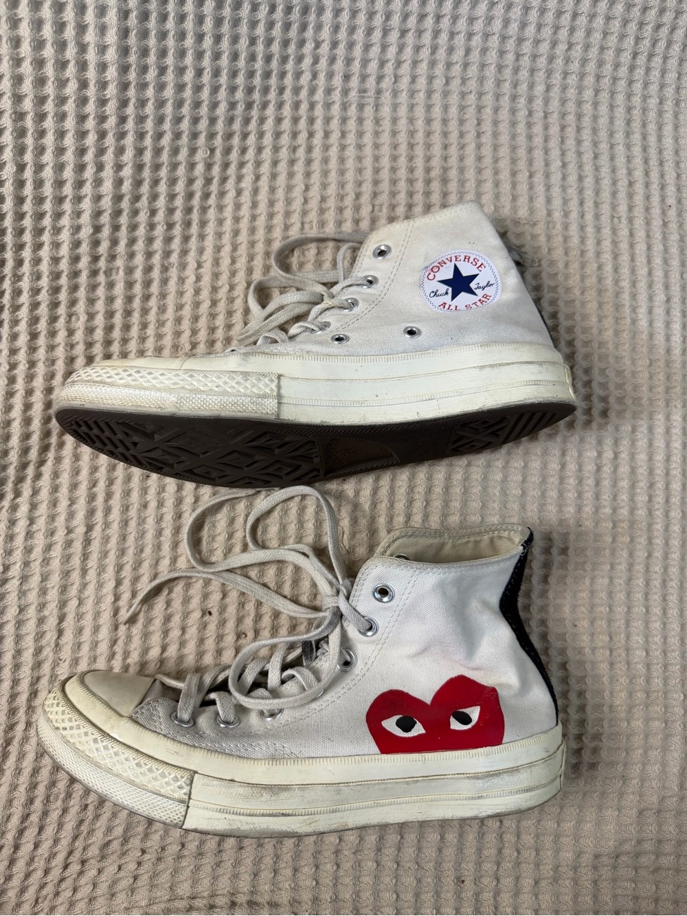Comme des Garçons PLAY x Converse Chuck 70 High Single Heart White sneakers - Picture 3 of 12